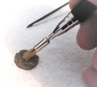Mosiężna szczoteczka do czyszczenia monet Composite Cleaning Pencil  (3)